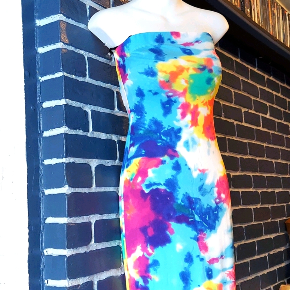Junior's tube dress
